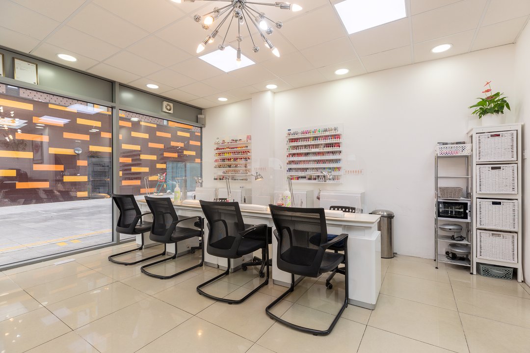 Nail Extension, Barking, London