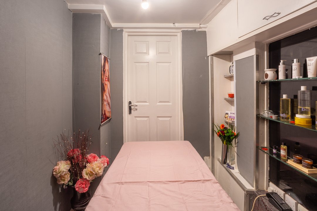 Samri Massage And Therapy Centre In Brixton London Treatwell