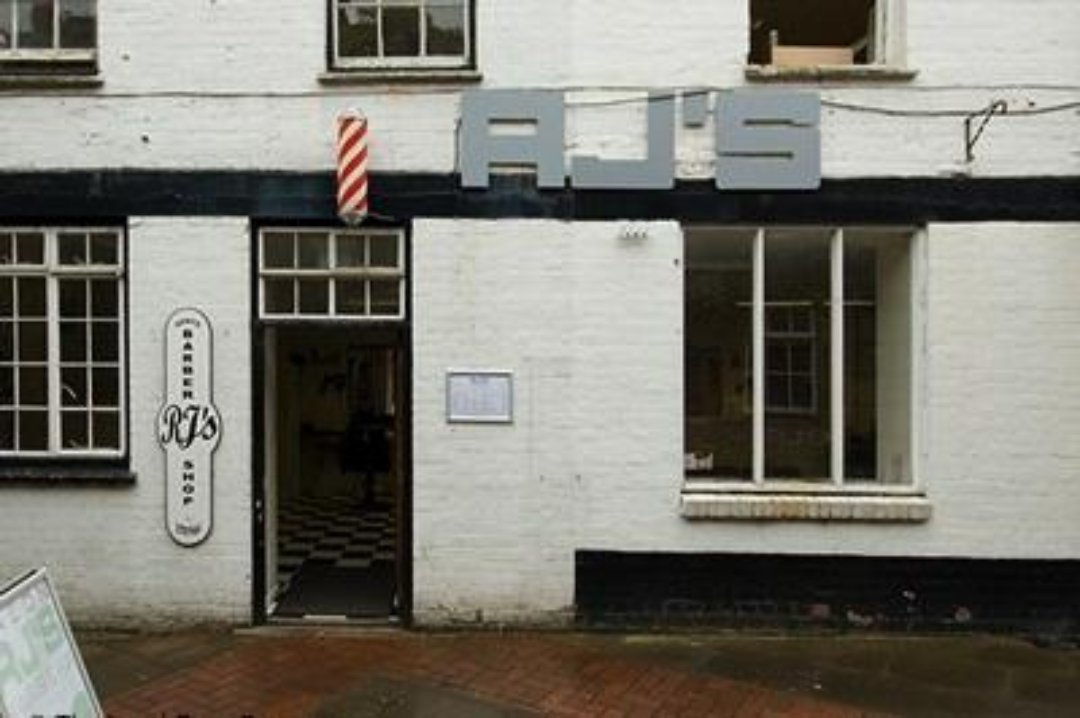RJ's Barber Shop, Banbury, Oxfordshire