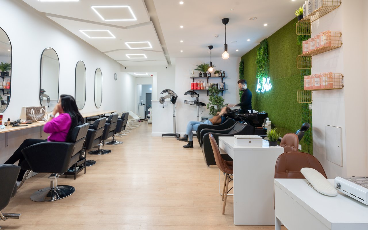 Men's brazilian blow dries near Dublin 8, Dublin - Treatwell