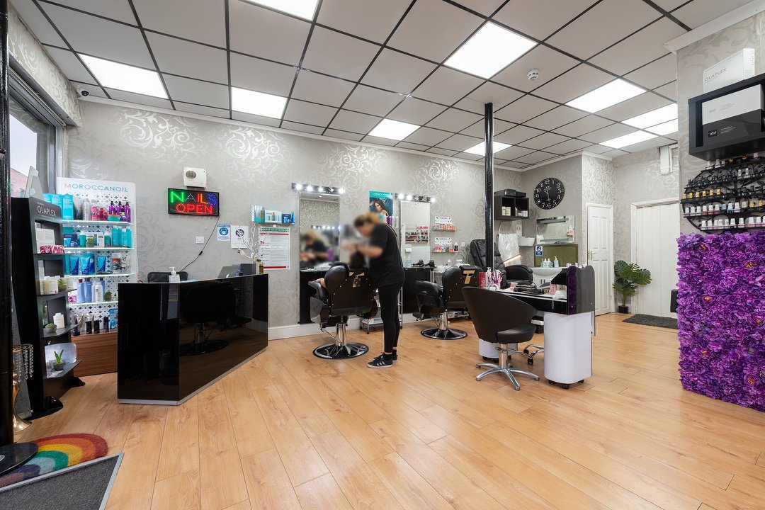 Posh Pro Hair & Beauty, Hendon, London