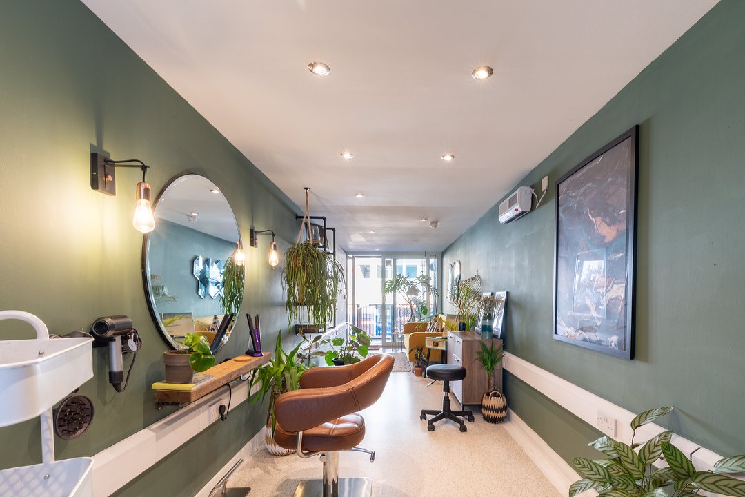 Body La Perla  Beauty Salon in Old Ford, London - Treatwell