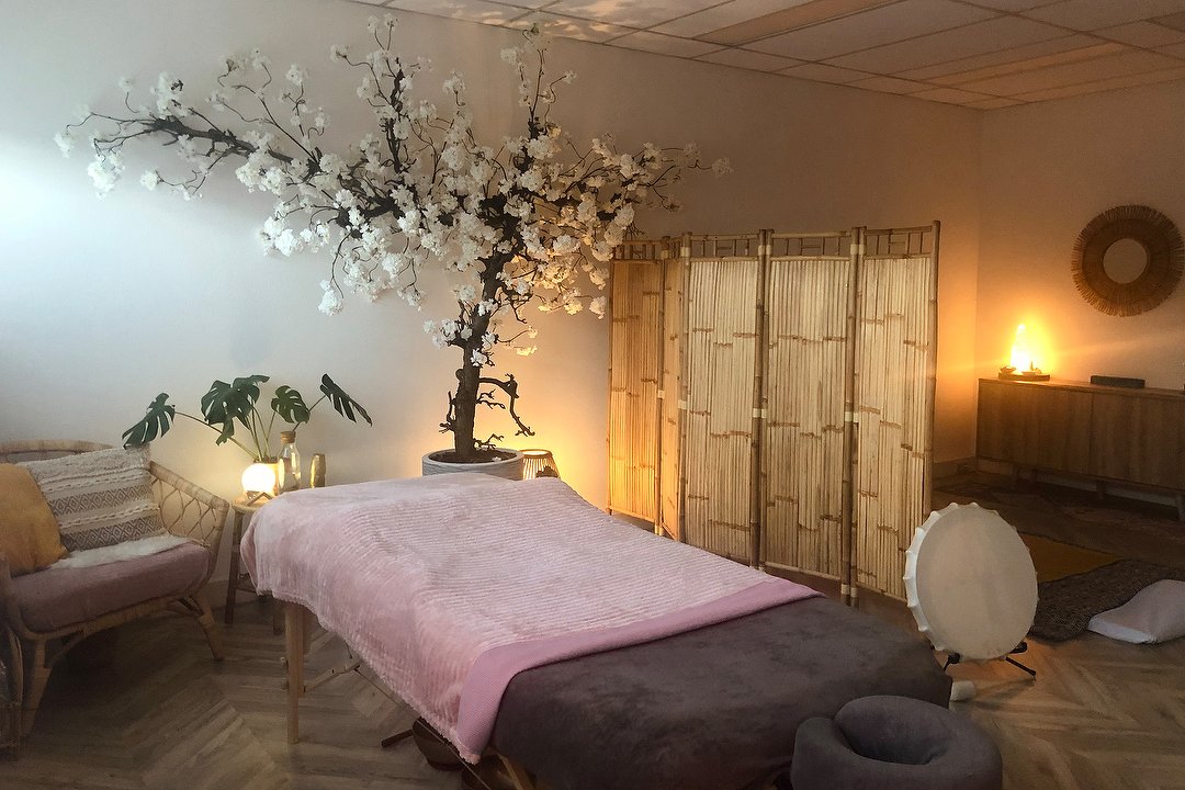 M-Chi Holistic Healing & Massages, Elinkwijk, Utrecht