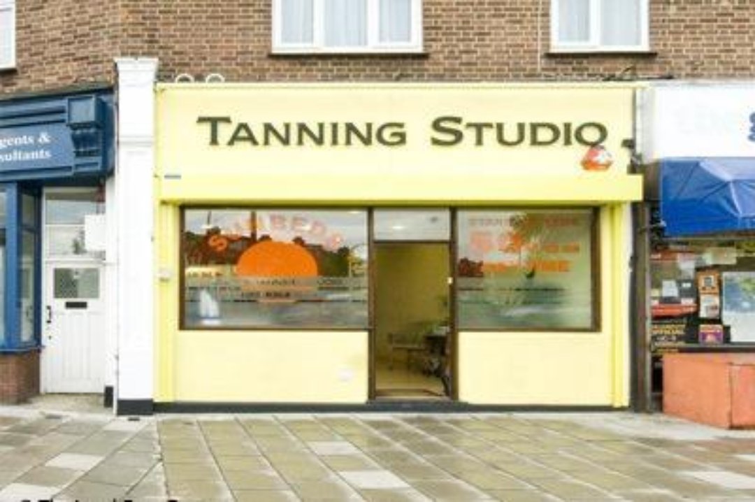 Tanning Studio, Winchmore Hill, London