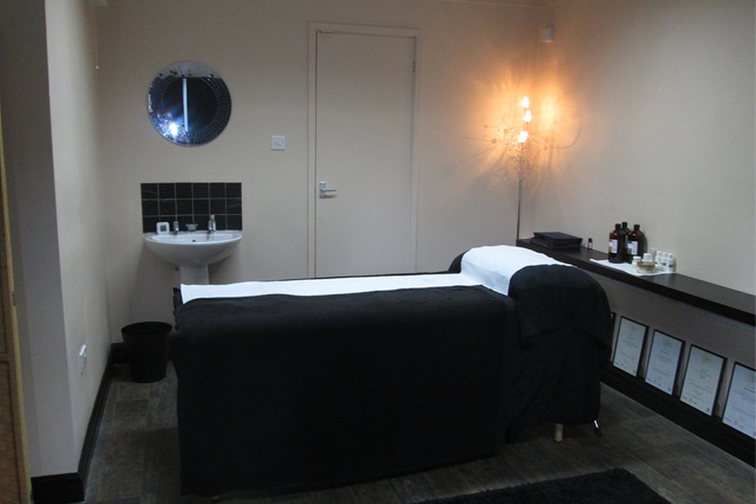 Surreal Massage Therapy Nottingham at Remedy Room, Arnold, Nottinghamshire