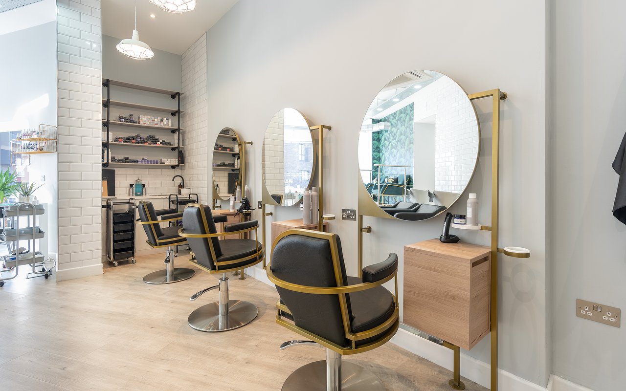 Men s Hairdressers Near Me Top 20 Hairdressers and Hair Salons in Croydon, London - Treatwell