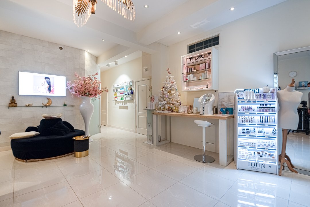 Full Beauty Clinics, Stevinstraat, Den Haag