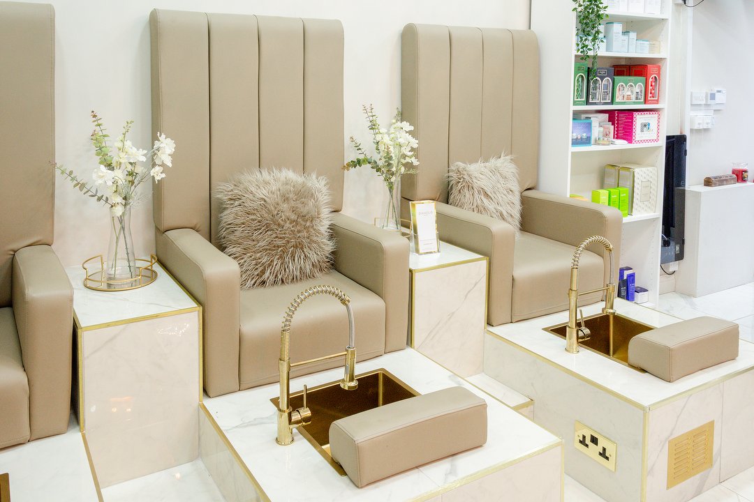 Beauty Salons near Burton Road Manchester Treatwell