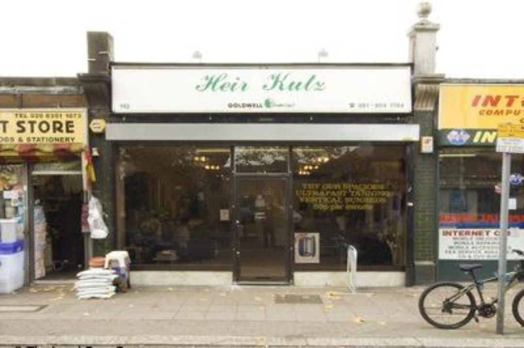 Heir Kutz, Loughton, Essex