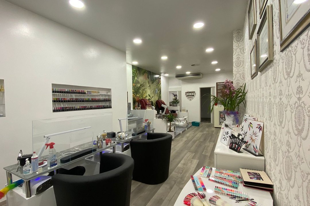 Star Nails Schwetzingen, Schwetzingen, Baden-Württemberg