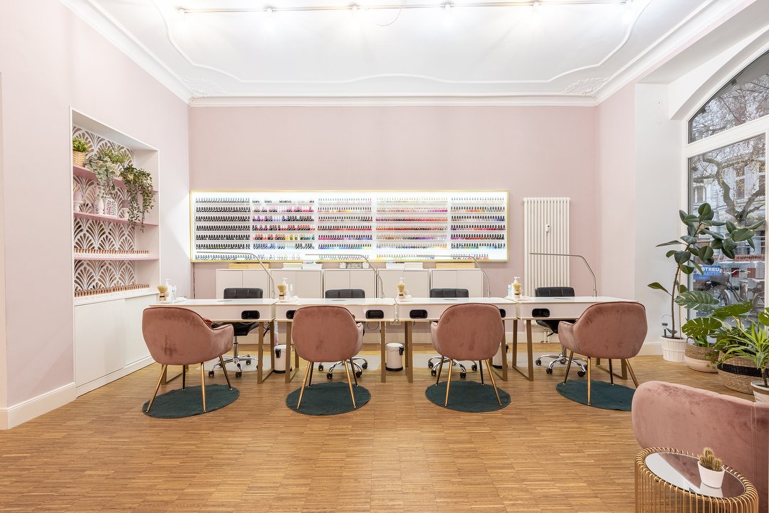 Peach Beauty House, Charlottenburg, Berlin