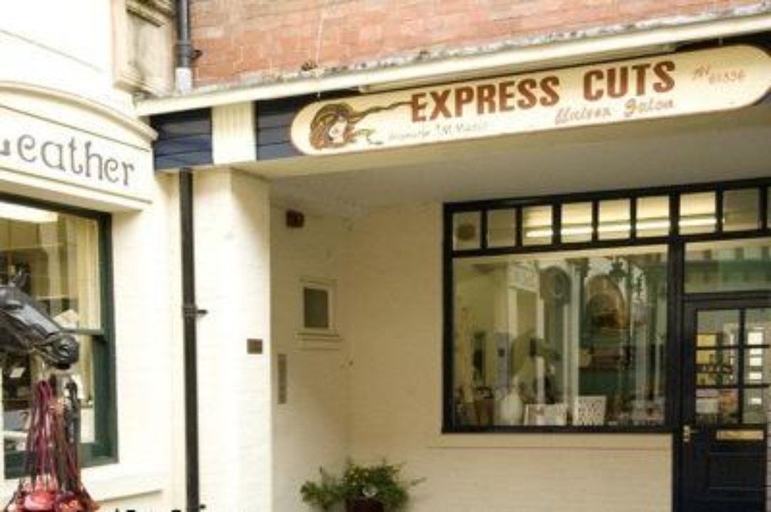Express Cuts, Worcester