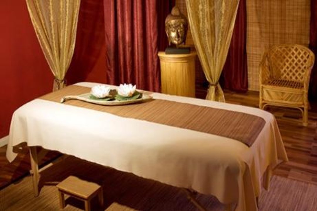Kosmetik und Wellness Großweidenmühle, Innenstadtgürtel West/Nord/Ost, Nürnberg
