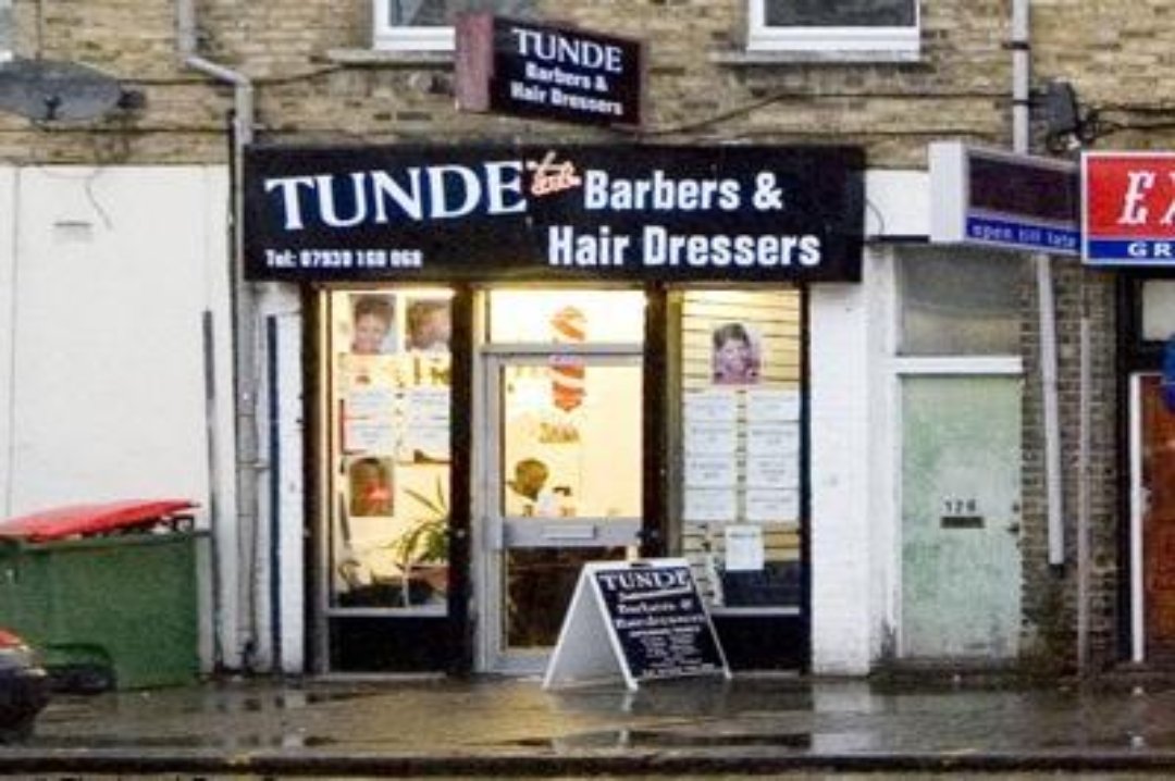 Tunde Barbers & Hair Dressers, London