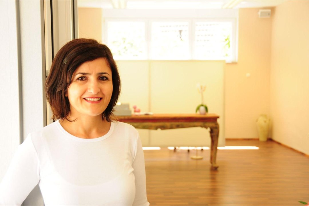 Sara Kosmetik, Duisburg