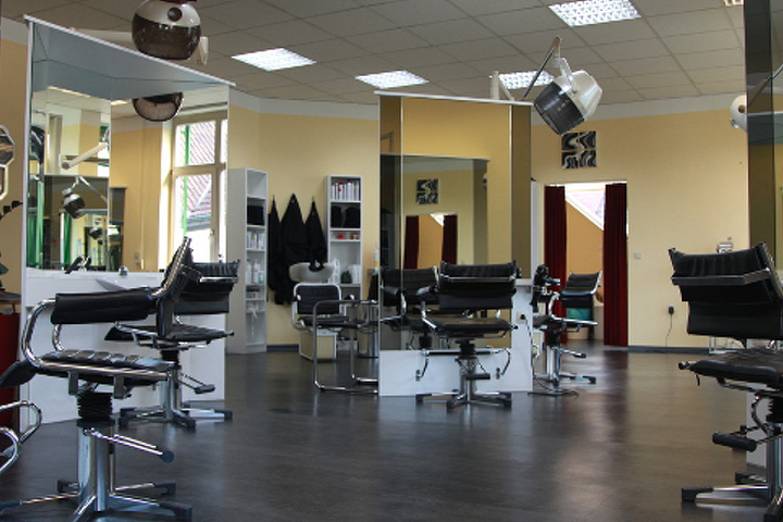 Frisor Schmid Buhl Friseur In Buhl Treatwell
