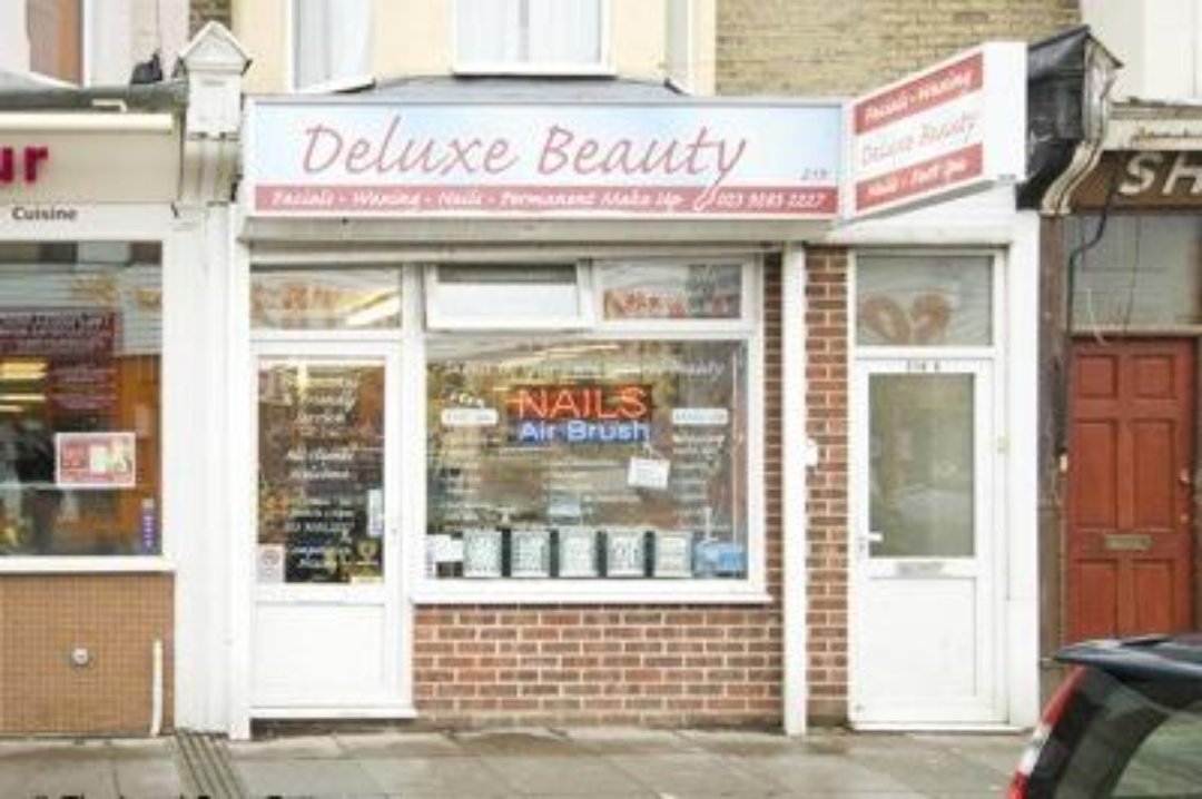 Deluxe Beauty, Portsmouth, Hampshire