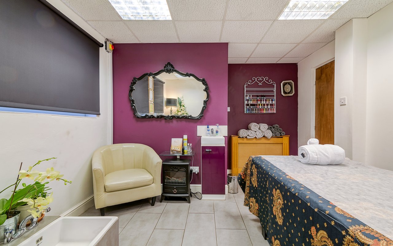 Foot massages near Birmingham Airport, Birmingham Treatwell