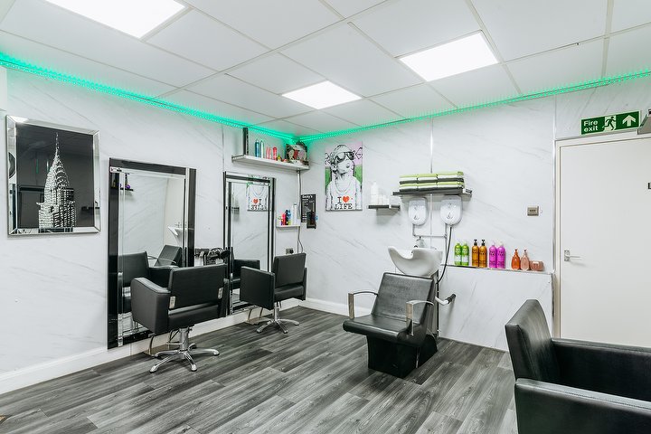 Becky's - Coiffure Leeds - Photo de galerie - OneBooking