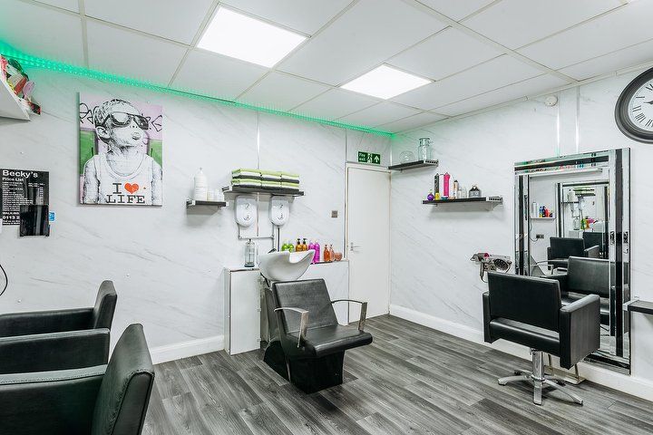 Becky's - Coiffure Leeds - Photo de galerie - OneBooking