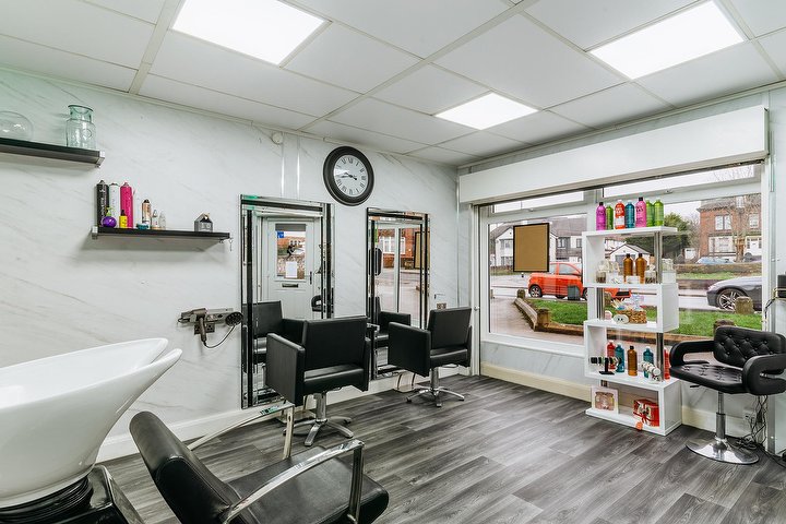 Becky's - Coiffure Leeds - Photo de galerie - OneBooking