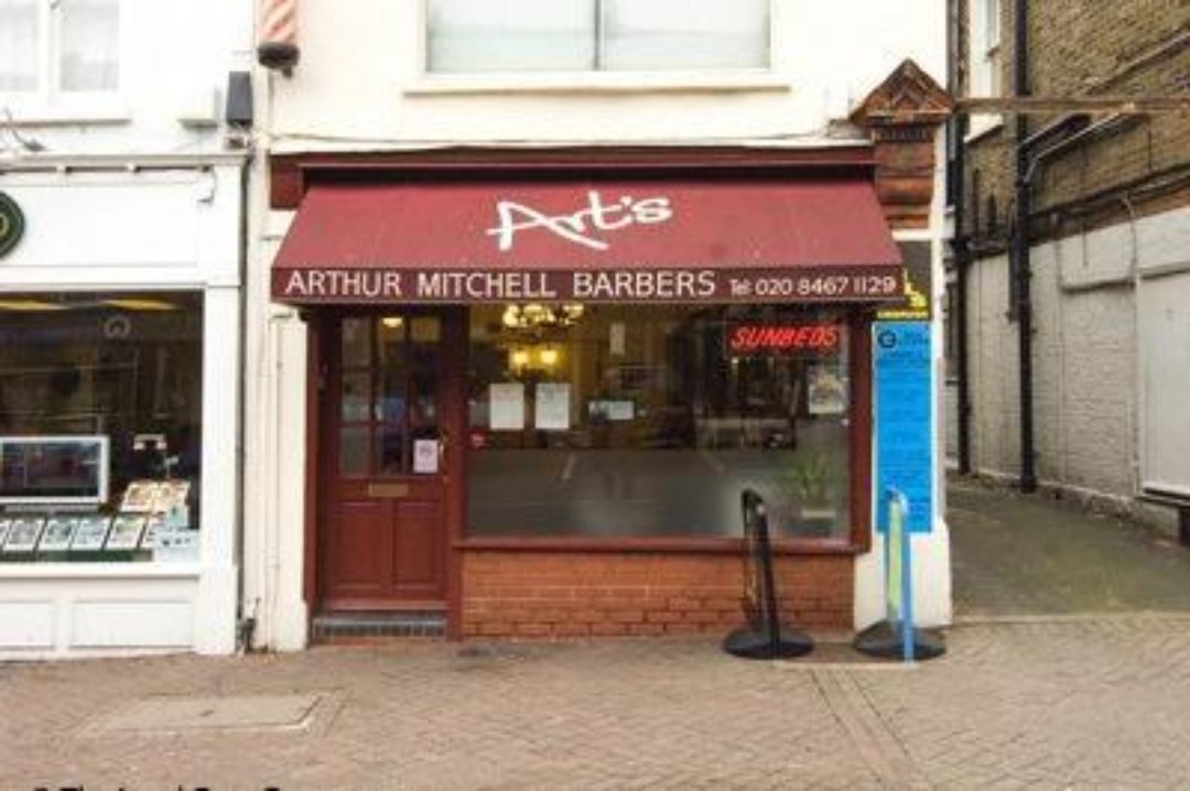 Arts Mitchell Barbers, Chislehurst, London