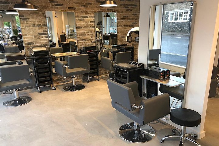 hollywood hair salon station mall