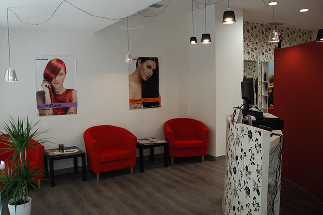 Luna Lys Peluqueros, Manuel Becerra, Madrid
