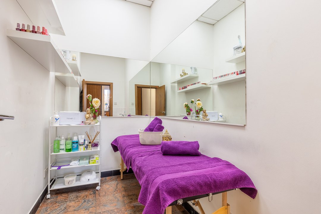 Ibrow & Beauty Studio, Bayswater, London