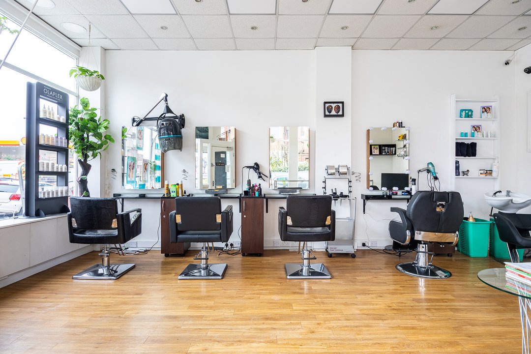 ELUX Unisex Salon, Willesden, London