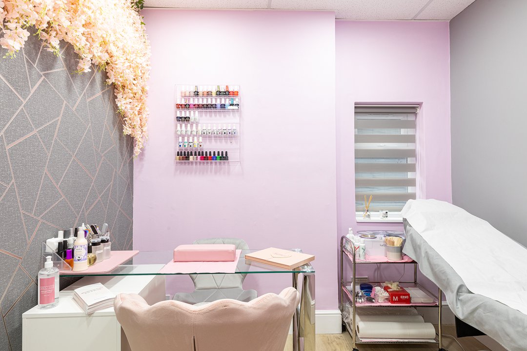 Wonderland Studio Nails & Beauty By Luiza (Skin Lab Medispa), Chingford, London