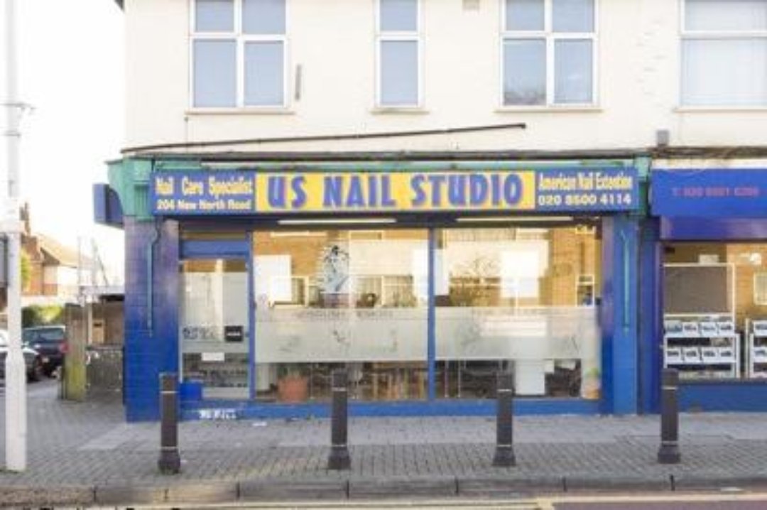 US Nail Studio, Loughton, Essex