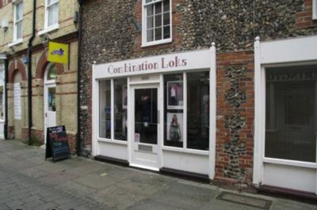 Combination Loks, Newmarket, Suffolk