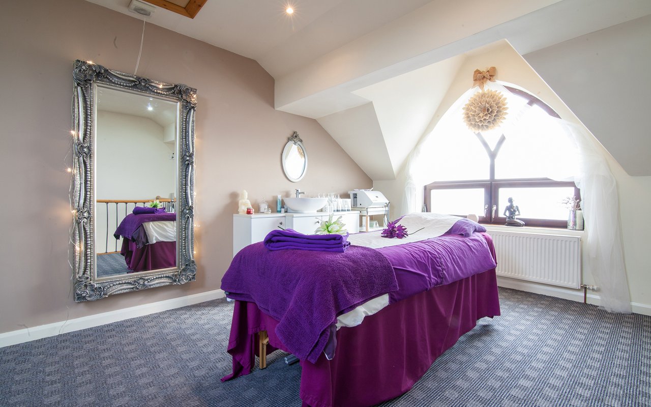 Beauty Salons in AshtonunderLyne, Tameside Treatwell