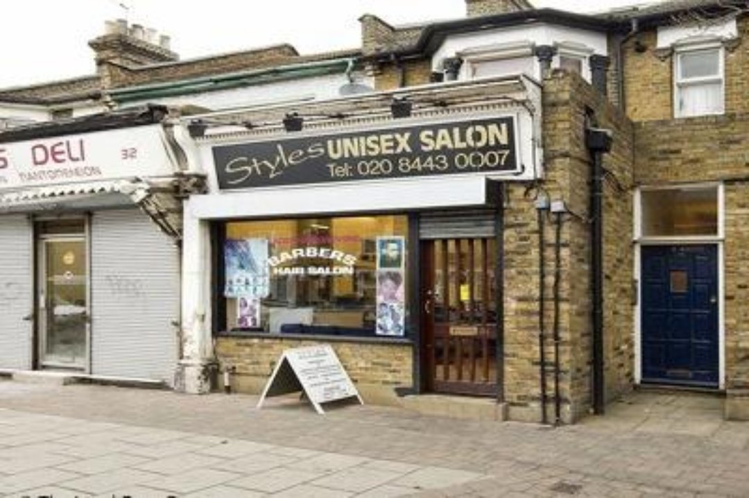 Styles Unisex Salon, Loughton, Essex