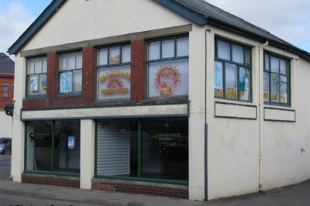 Bronzeage Tanning Studio, Abergavenny, Monmouthshire