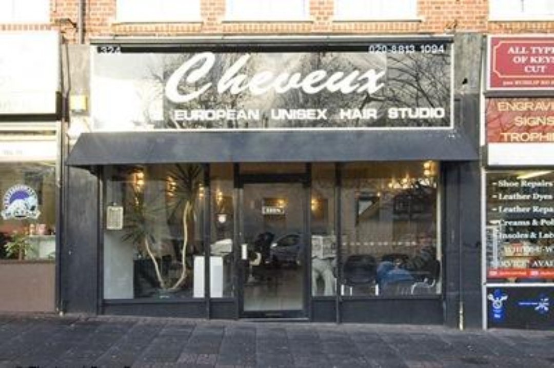 Cheveux, Central Greenford, London