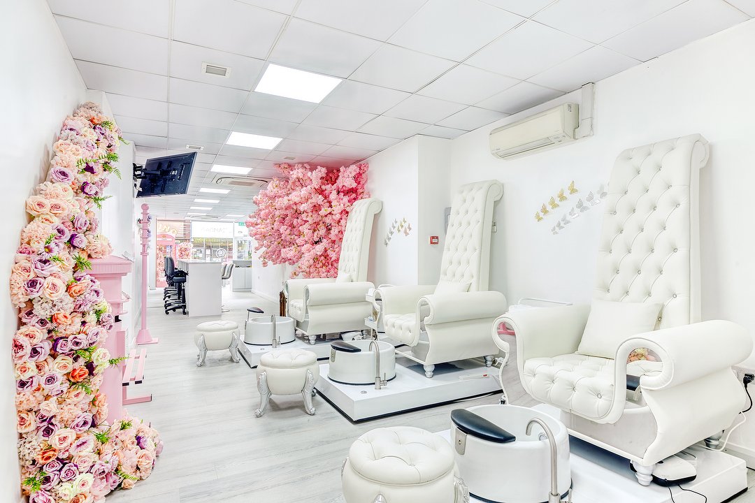 Chocolate & Nails - Ealing Broadway, Ealing, London