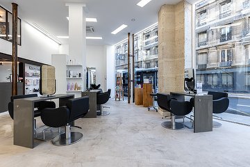 Y Salon - Paris 4