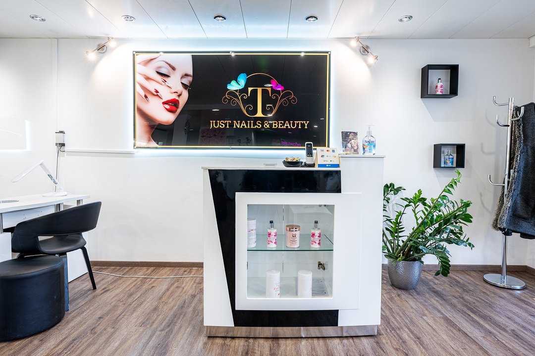 JUST NAILS & BEAUTY - Kloten, Kloten