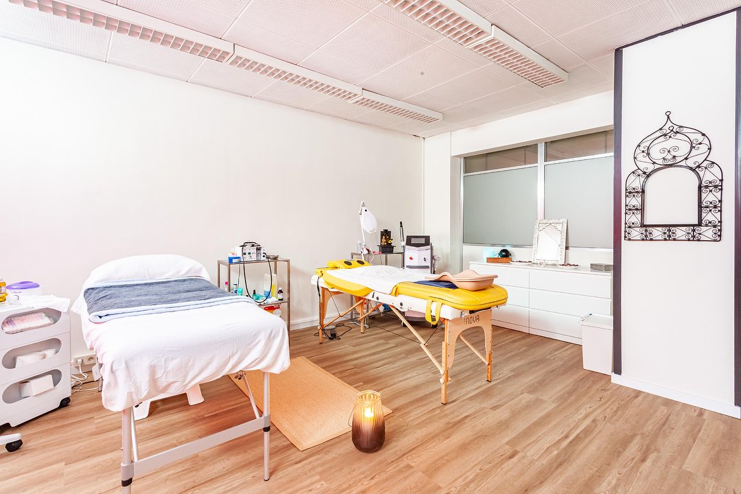 Le Loveli, Karreveld, Molenbeek-Saint-Jean