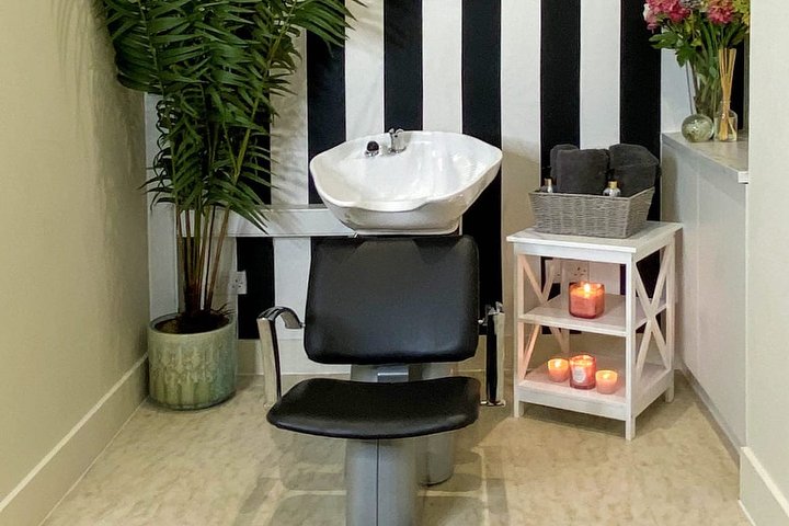 AFSOO (Beauty, Hair, Aesthetics) - Sourcils & cils Leeds City Centre - Photo de galerie - OneBooking