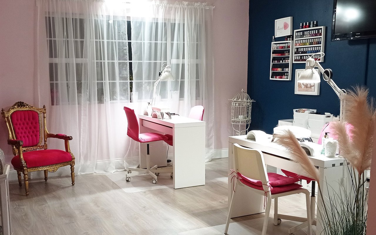 Nail Treatments at Nail Salons and Nail Bars in County Wicklow