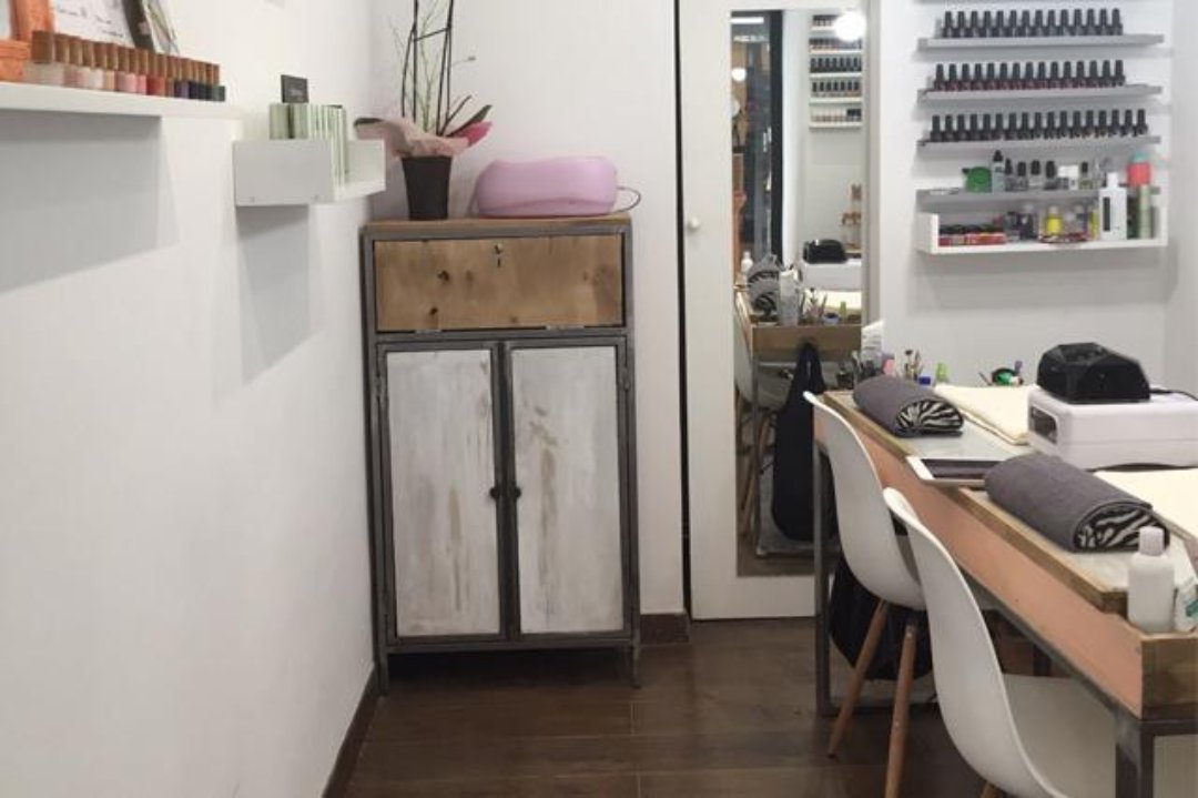Nailzboo Antiguo, Calle Fuencarral, Madrid