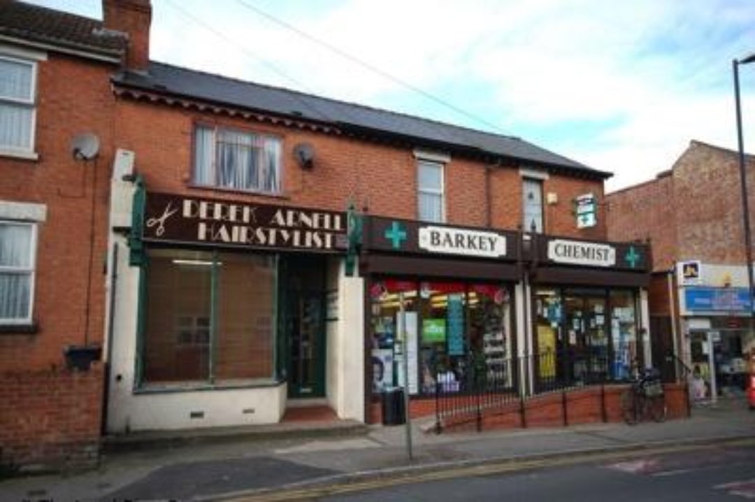 Derek Arnell Hairstylist, Gloucester