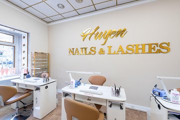 Huyen Nails & Lashes