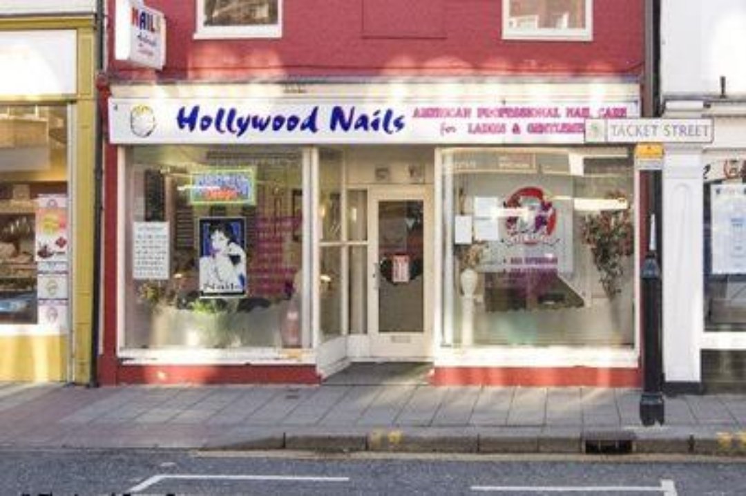 Hollywood Nails, Ipswich, Suffolk