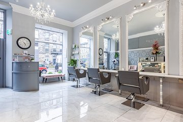 NOIRouge Hair & Beauty - Dundas Street