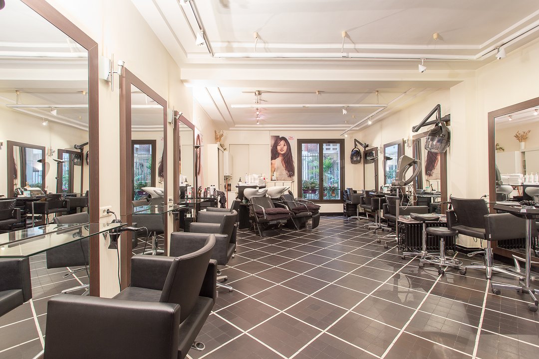 Beauty Salon Eiffel, École Militaire, Paris