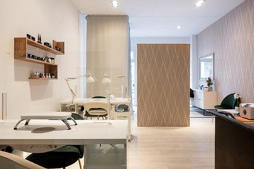 Nail Room